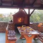 Kuca Za Odmor Alfis - * יזרה