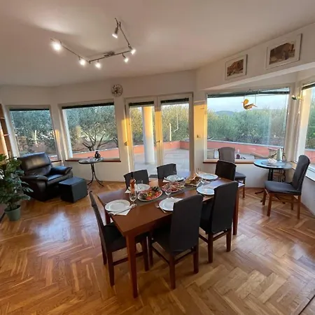 Holiday home Kuca Za Odmor Alfis -