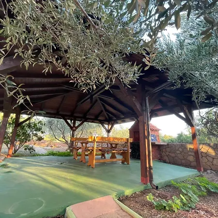 Holiday home Kuca Za Odmor Alfis -