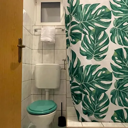 Kuca Za Odmor Alfis - Vakantiehuis Jezera