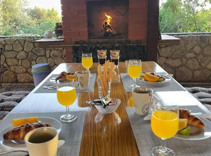 Kuca Za Odmor Alfis - 펜션 제제라