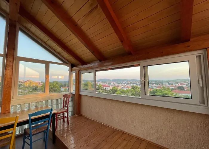 Kuca Za Odmor Alfis - *