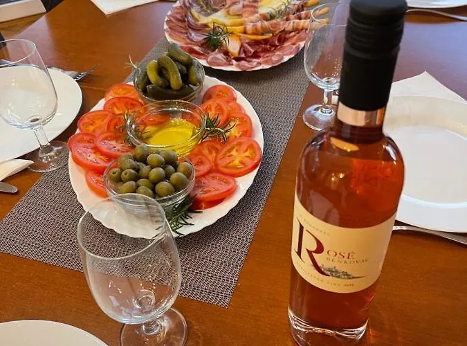 Kuca Za Odmor Alfis - Vakantiehuis Jezera